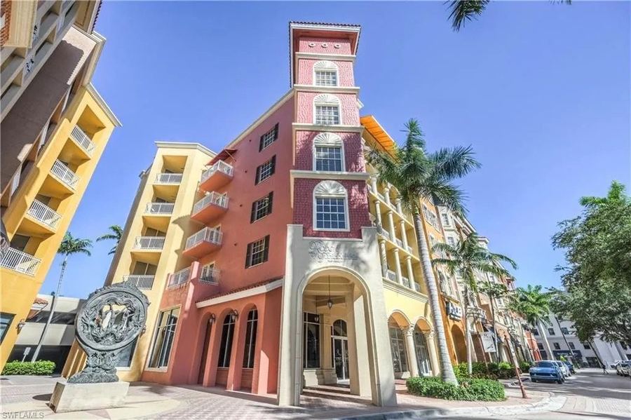 410 Bayfront Place, Naples FL