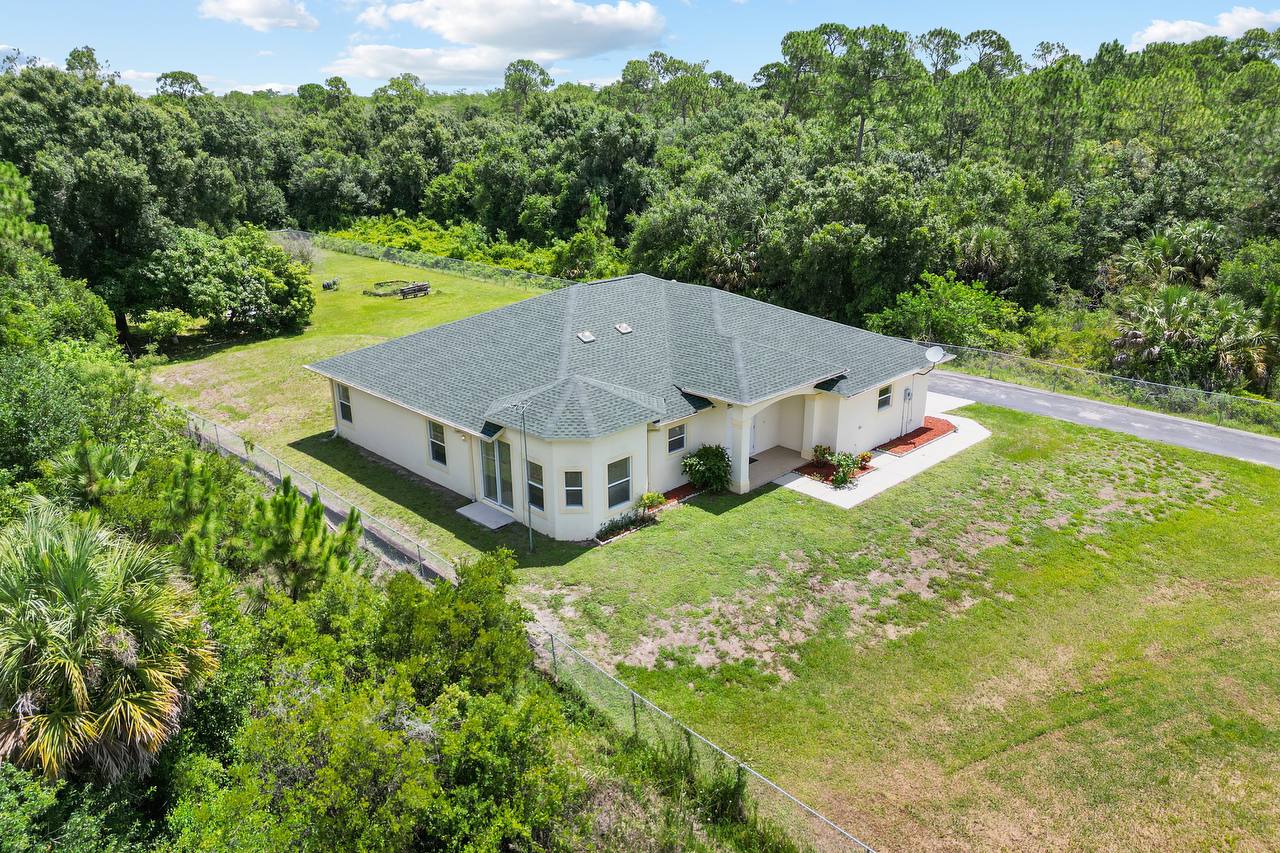 2495 NE 62nd Ave Naples FL Golden Gate Estates